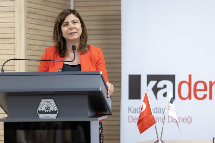  Eşbaşkan Bucak: Kadın temsiliyetini artırmak için birlikte mücadele edeceğiz 5