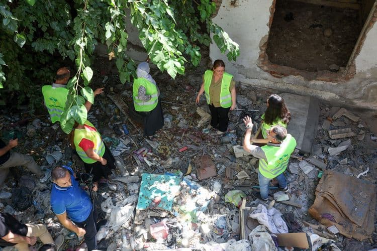 Bağlar’da ortak mücadeleyle metruk yapılar yıkılıyor 9