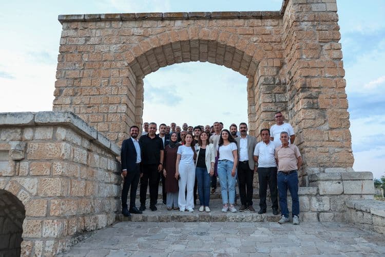 Malabadi Mahallesi’nde halk buluşması: Kalıcı projeleri hayata geçireceğiz 18