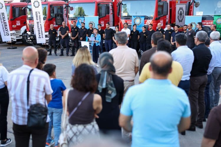 İtfaiye filosuna 20 yeni araç: Halk için yatırımlara devam edeceğiz 11
