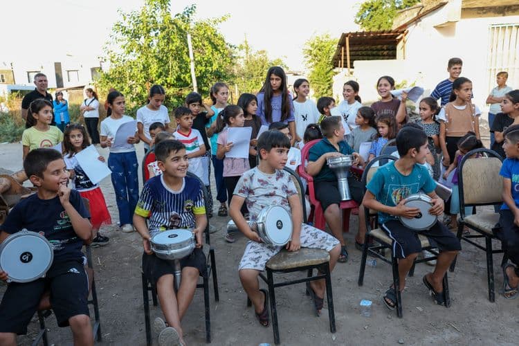 Gezici Müzik Atölyesi’yle çocuklar konsere hazırlanıyor 8