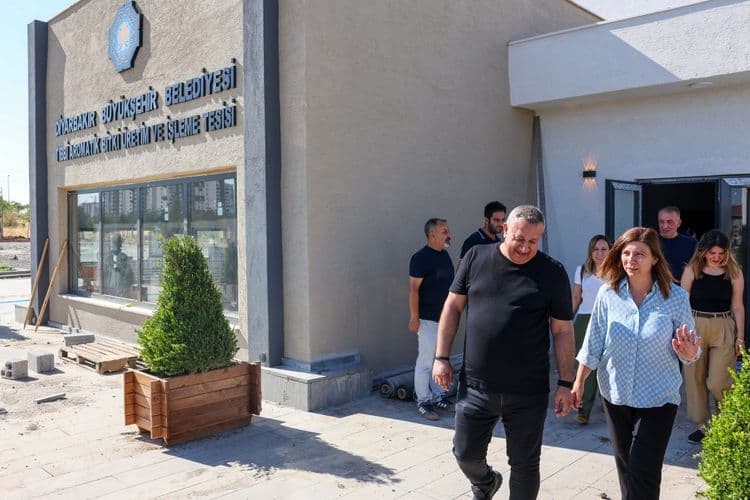 Eşbaşkan Bucak ekolojik üretim ve tarım projelerini yerinde inceledi 9