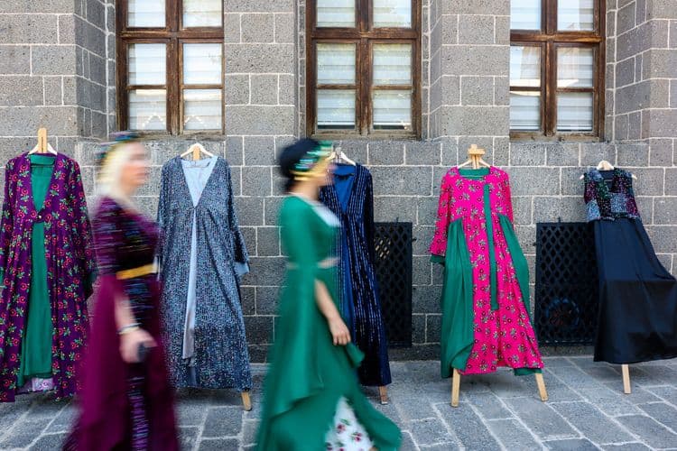 ‘Kumaşın Hafızası’ sergisi açıldı 20