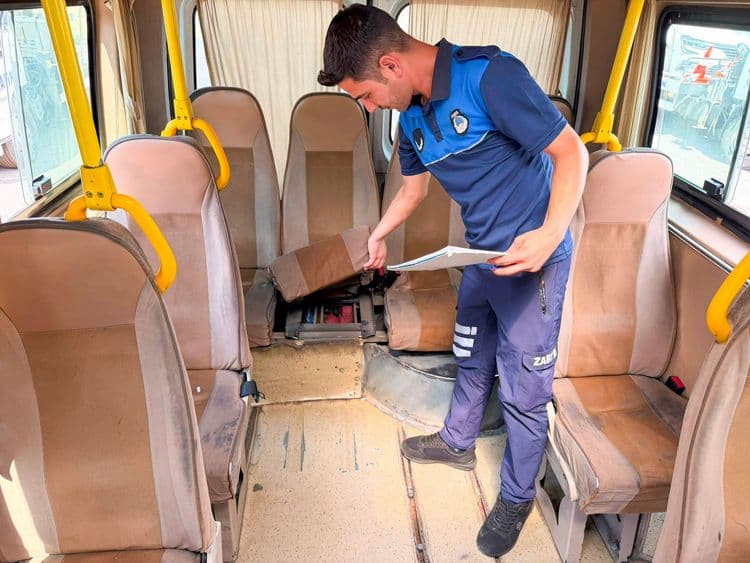 Toplu taşıma araçlarına yönelik denetimler sürüyor 12