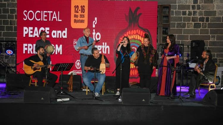 Toplumsal Barış ve Özgürlük Forumu çok dilli konserle sona erdi 7