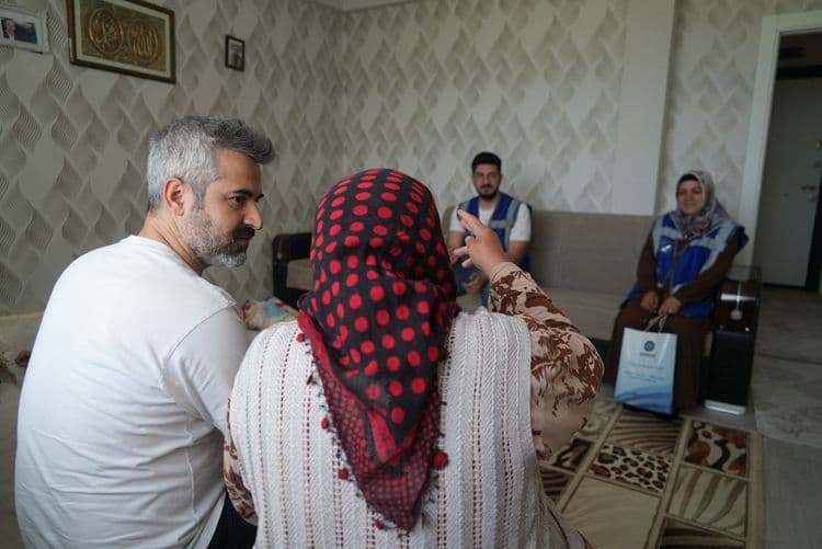 Bayram öncesi 600 yurttaş evlerinde ziyaret edildi 1