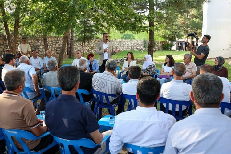 Malabadi Mahallesi’nde halk buluşması: Kalıcı projeleri hayata geçireceğiz