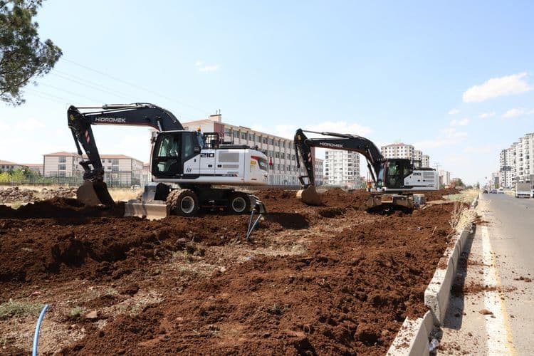 60 bin metrekarelik bulvar peyzajla yenileniyor 1