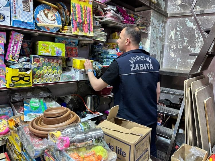 Bayram öncesi tatlı, şekerleme ve marketlere gıda denetimi 1