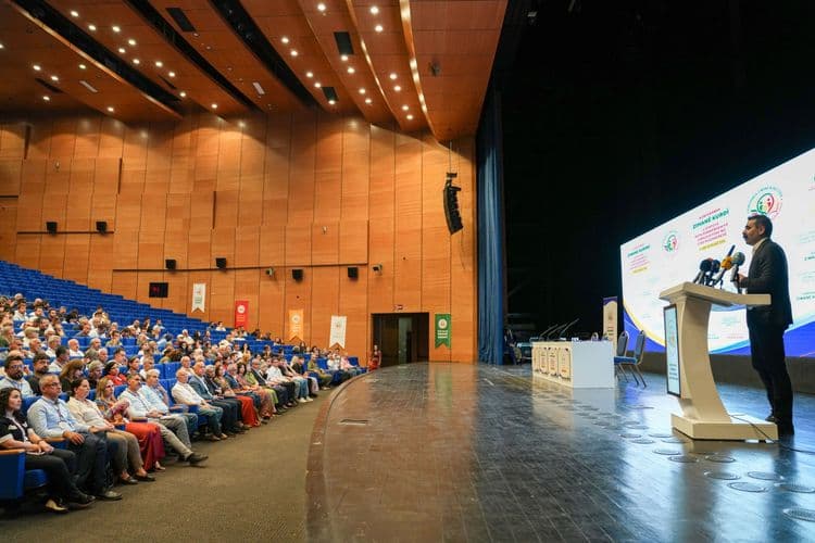Eşbaşkan Hatun: Kürtçe yaşamın her alanında hak ettiği statüye kavuşmalı 1