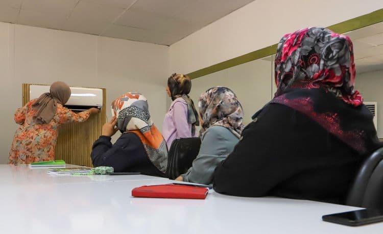 Kadınlara yönelik klima-kombi bakım eğitiminin üçüncü dönemi 1