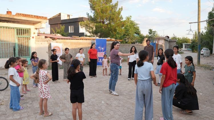 Gezici Müzik Atölyesi Sur ve Silvan’da çocuklarla buluştu 2
