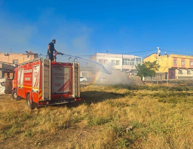İtfaiye ekipleri 73 günde bin 804 yangına müdahale etti 4