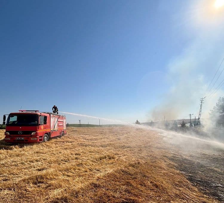 İtfaiye ekipleri 73 günde bin 804 yangına müdahale etti 5