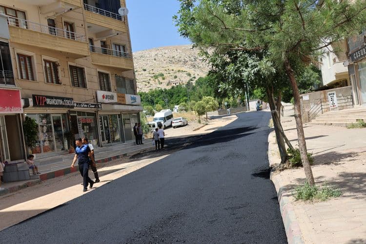 Silvan’da selden zarar gören cadde yenileniyor 2