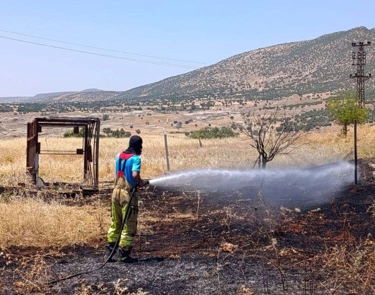 İtfaiye ekipleri 73 günde bin 804 yangına müdahale etti 6