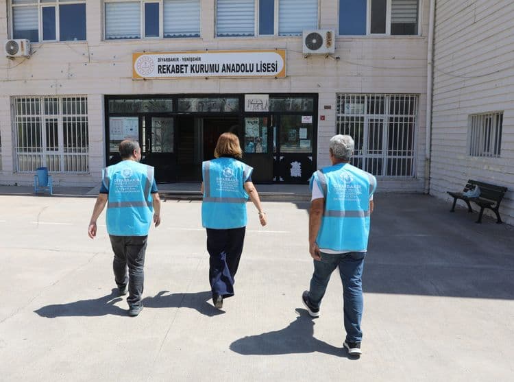 Öğrenciler 6 ayda 878 kilogram atık pil topladı 3
