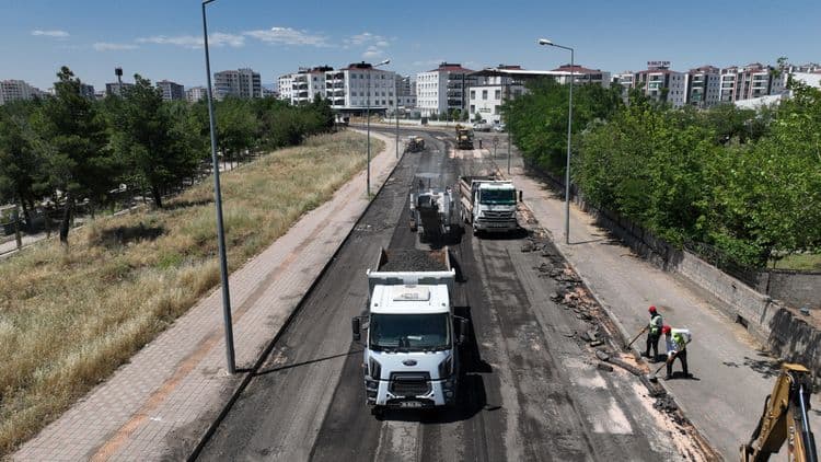 Bağcılar Mahallesi’nin yolları yenileniyor: 24 bin 500 ton asfalt serilecek 7