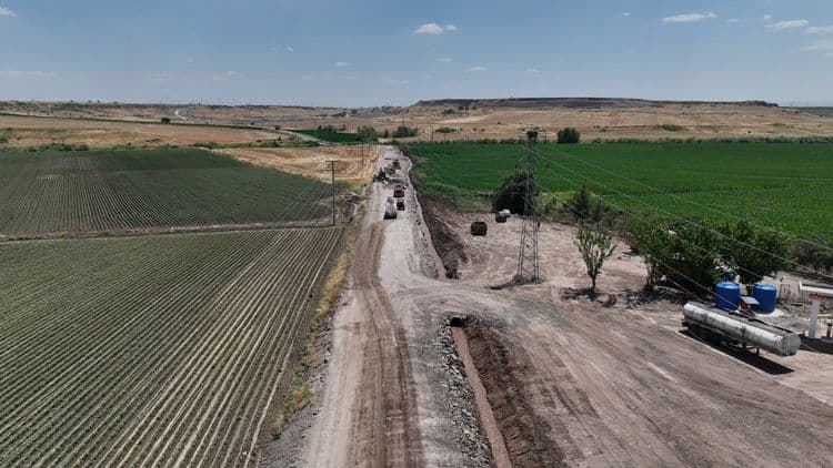 Kırsal mahalle yolları yenileniyor 15