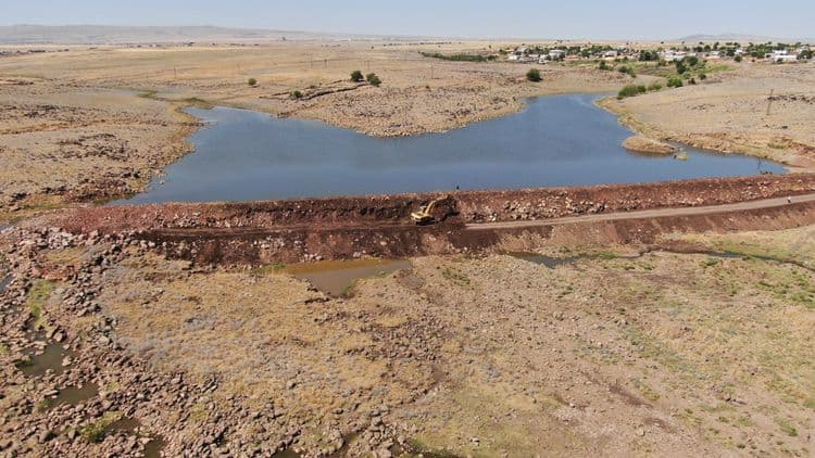 Karacadağ'da gölet onarıldı, 7 bin hayvan ve tarım arazileri suya kavuştu 4