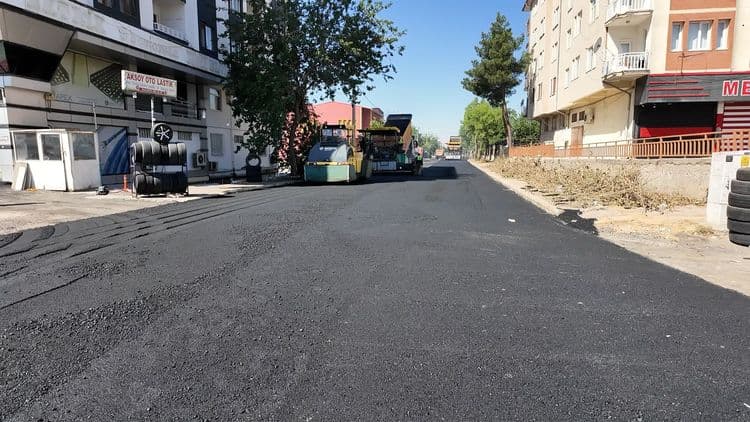 Bağcılar Mahallesi’nin yolları yenileniyor: 24 bin 500 ton asfalt serilecek 3