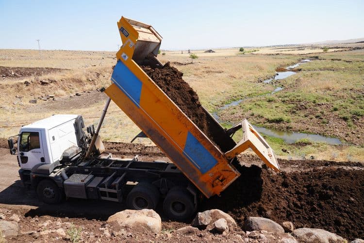 Karacadağ'da gölet onarıldı, 7 bin hayvan ve tarım arazileri suya kavuştu 7