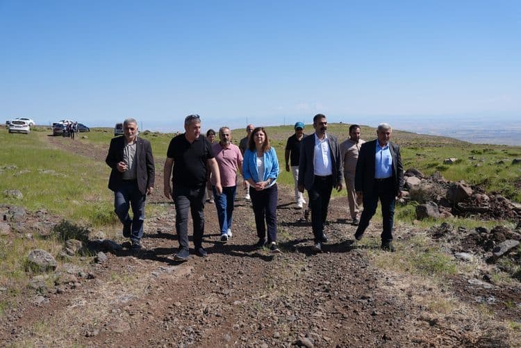 Karacadağ’da yurttaşlarla doğrudan temas, sorunlara yerinde çözüm arayışı 18