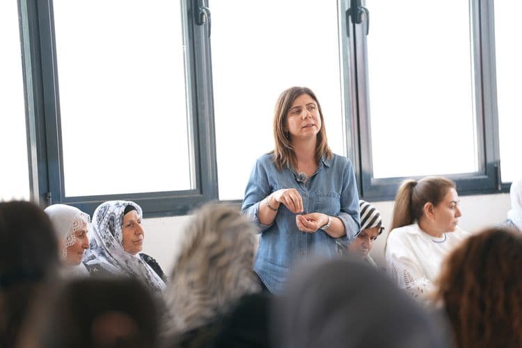 Eşbaşkanlar Kocaköy’de kadınların taleplerini dinledi 20