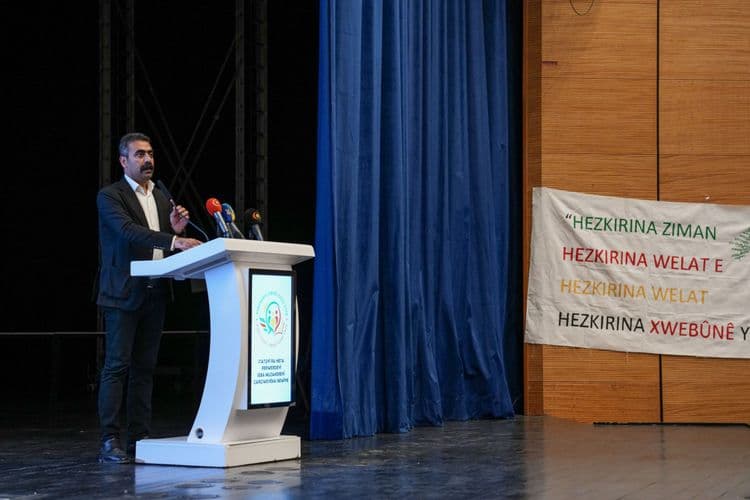 Eşbaşkan Hatun: Kürtçe yaşamın her alanında hak ettiği statüye kavuşmalı 9
