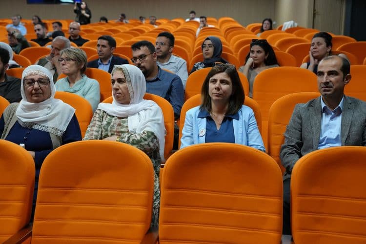 Panelde yoksulluğun nedenleri ve çözüm yöntemleri ele alındı 6