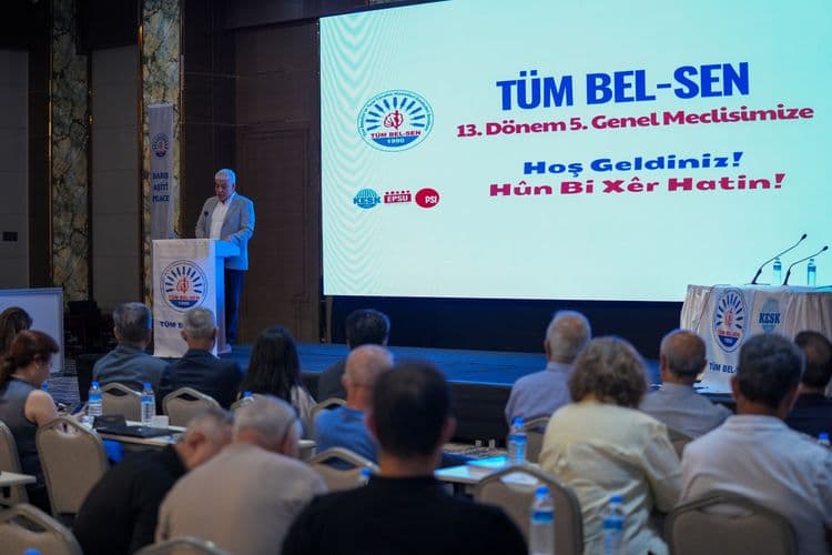 Eşbaşkan Bucak: Yerel demokrasi ruhu yeniden güncellenmeli 5