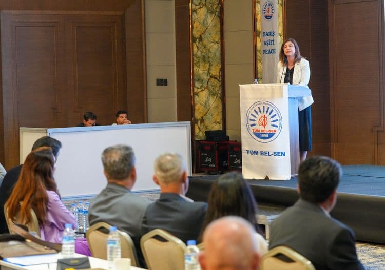 Eşbaşkan Bucak: Yerel demokrasi ruhu yeniden güncellenmeli 8