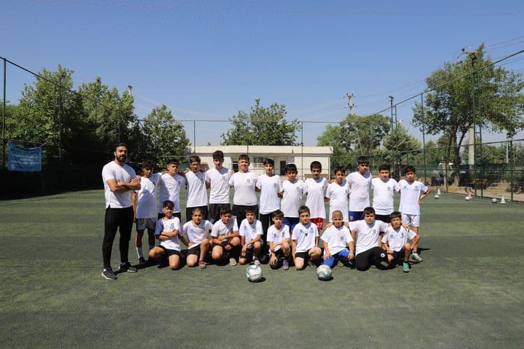 Yaz Spor Okulları başladı: 8 bin 377 çocuk ücretsiz eğitim alıyor 24