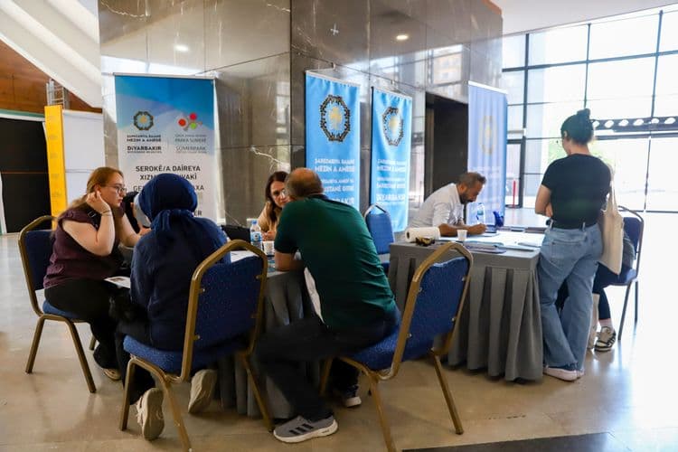 Üniversite adaylarına ücretsiz tercih desteği 7