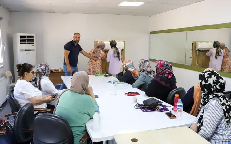 Kadınlara yönelik klima-kombi bakım eğitiminin üçüncü dönemi 5