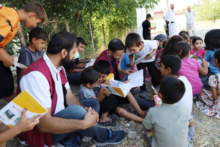Masal Sandığı kırsal mahallelerde çocuklarla buluştu 9