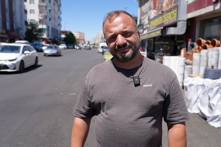  Bağlar’da 10 yıldır hizmet görmeyen yollar yenileniyor 16