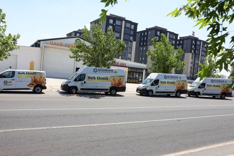 Halk Ekmek kalitesi, lezzeti ve fiyatıyla beğeni topladı 4