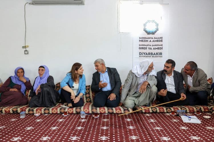 Karacadağ’da yurttaşlarla doğrudan temas, sorunlara yerinde çözüm arayışı 4