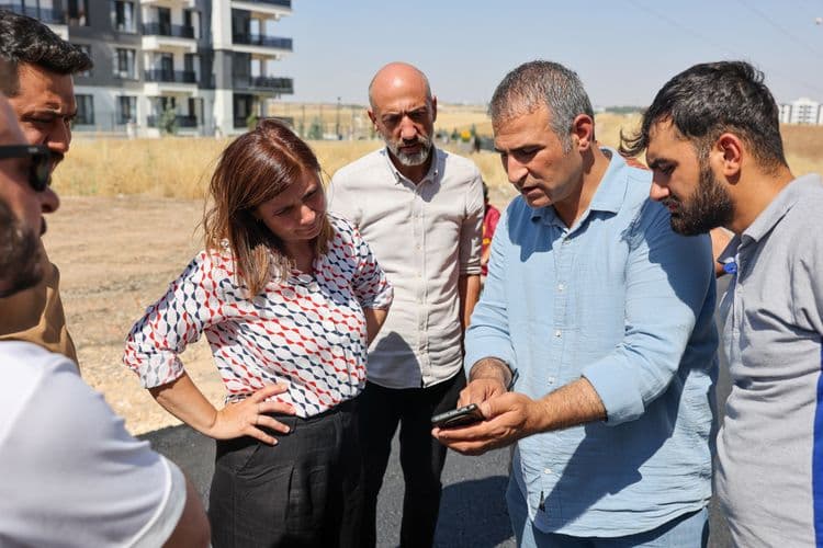 Eşbaşkan Bucak çalışma alanlarını inceledi 3