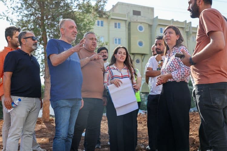 Eşbaşkan Bucak çalışma alanlarını inceledi 9