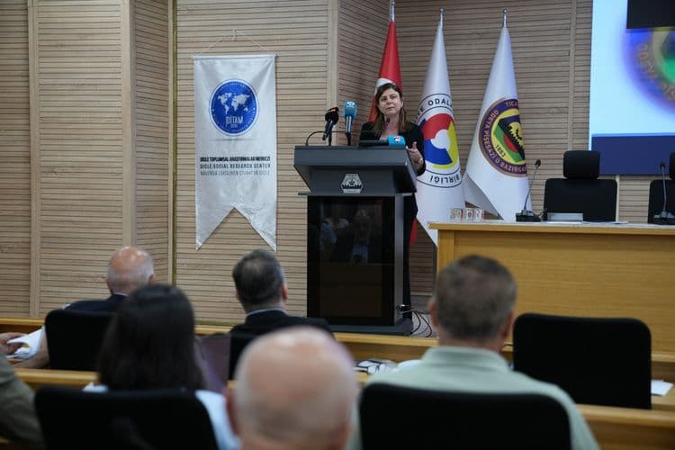 Eşbaşkan Bucak’tan ‘sürdürülebilir kent’ vurgusu: Hiç kimseyi arkada bırakmayacağız 1