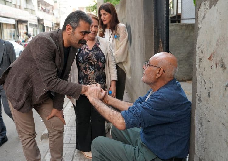 Eşbaşkanlar Bağlar esnafını dinledi: Tüm imkanları seferber edeceğiz 31