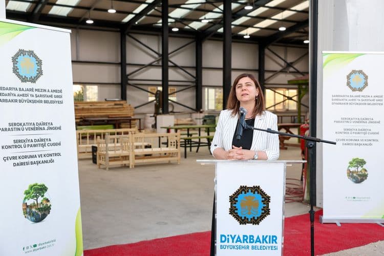 Kent Mobilyaları Atölyesi hizmete açıldı 3