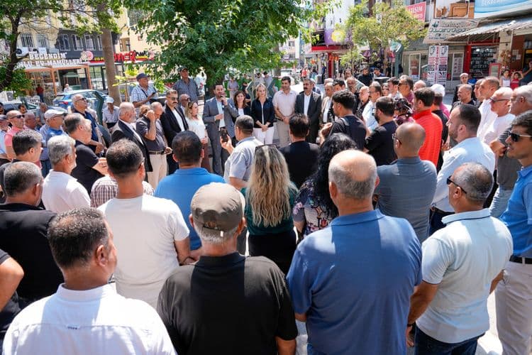 Samandağ'da dayanışmanın simgesi olan park hizmete açıldı 6