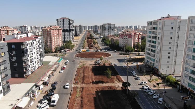 Eşbaşkan Bucak çalışma alanlarını inceledi 15