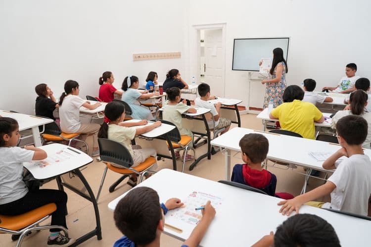 520 çocuk yazı sanat ve bilimle geçiriyor 6