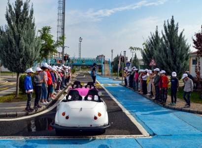 Günde 300 öğrenciye trafik eğitimi veriliyor