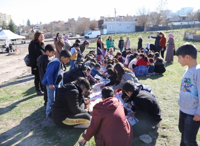 Aziziye Mahallesi’ndeki çocuklar eğlenceli bir gün geçirdi