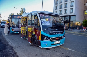 Xwediyên karta belaş dê bêyî pirsgirêk li Otobusên Gel ên Taybet siwar bibin